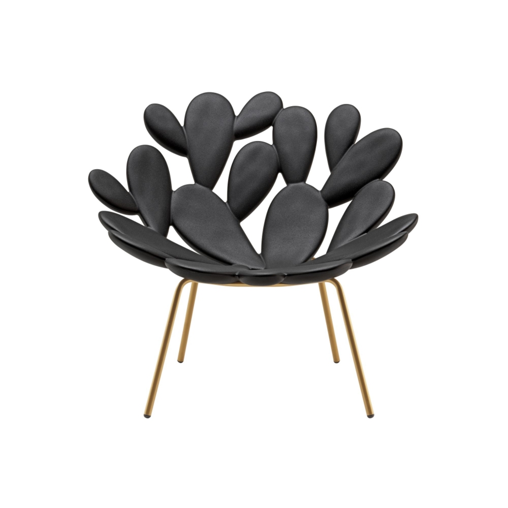 Qeeboo Poltrona lounge Filicudi Brass