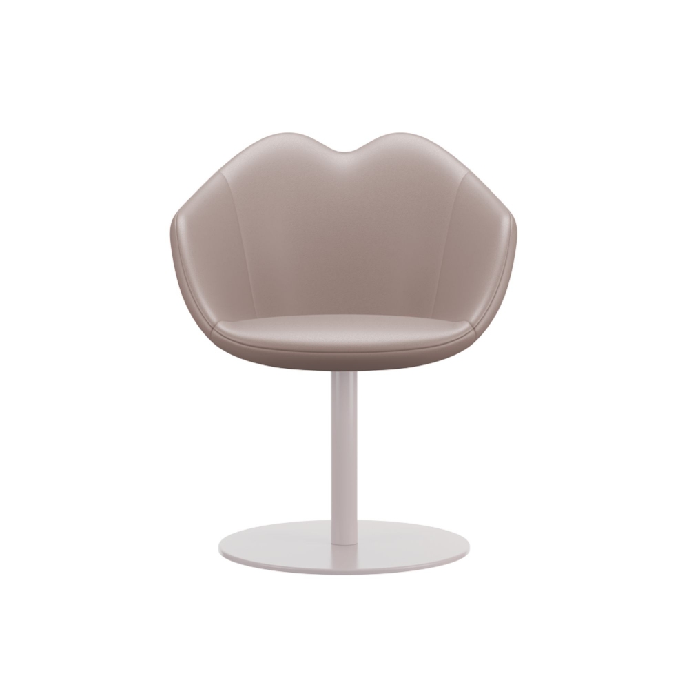 Qeeboo XOXO Leather Chair - Round Base