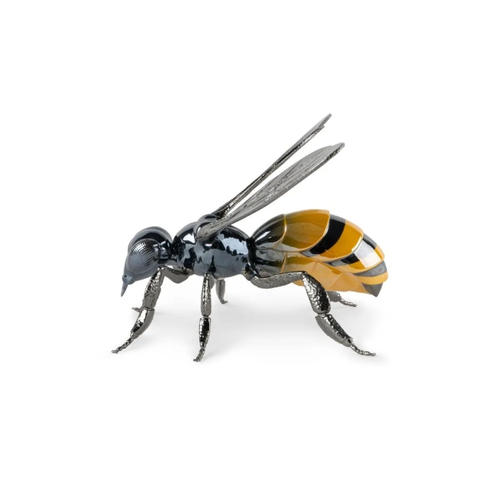 Lladró Bee Porcelain Sculpture