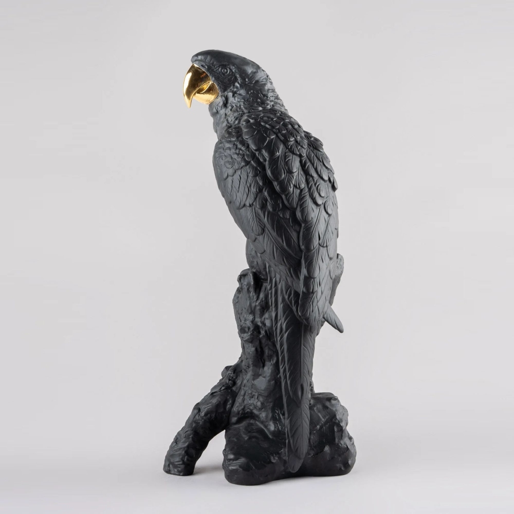 Lladró Scultura in porcellana Ara Nero-Oro - Edizione Limitata