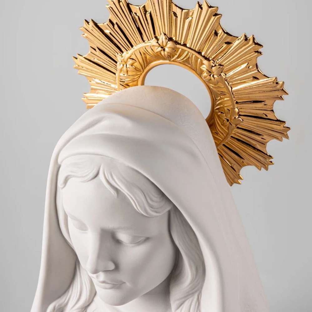 Lladró Cuore Immacolato Di Maria Porcelain Sculpture