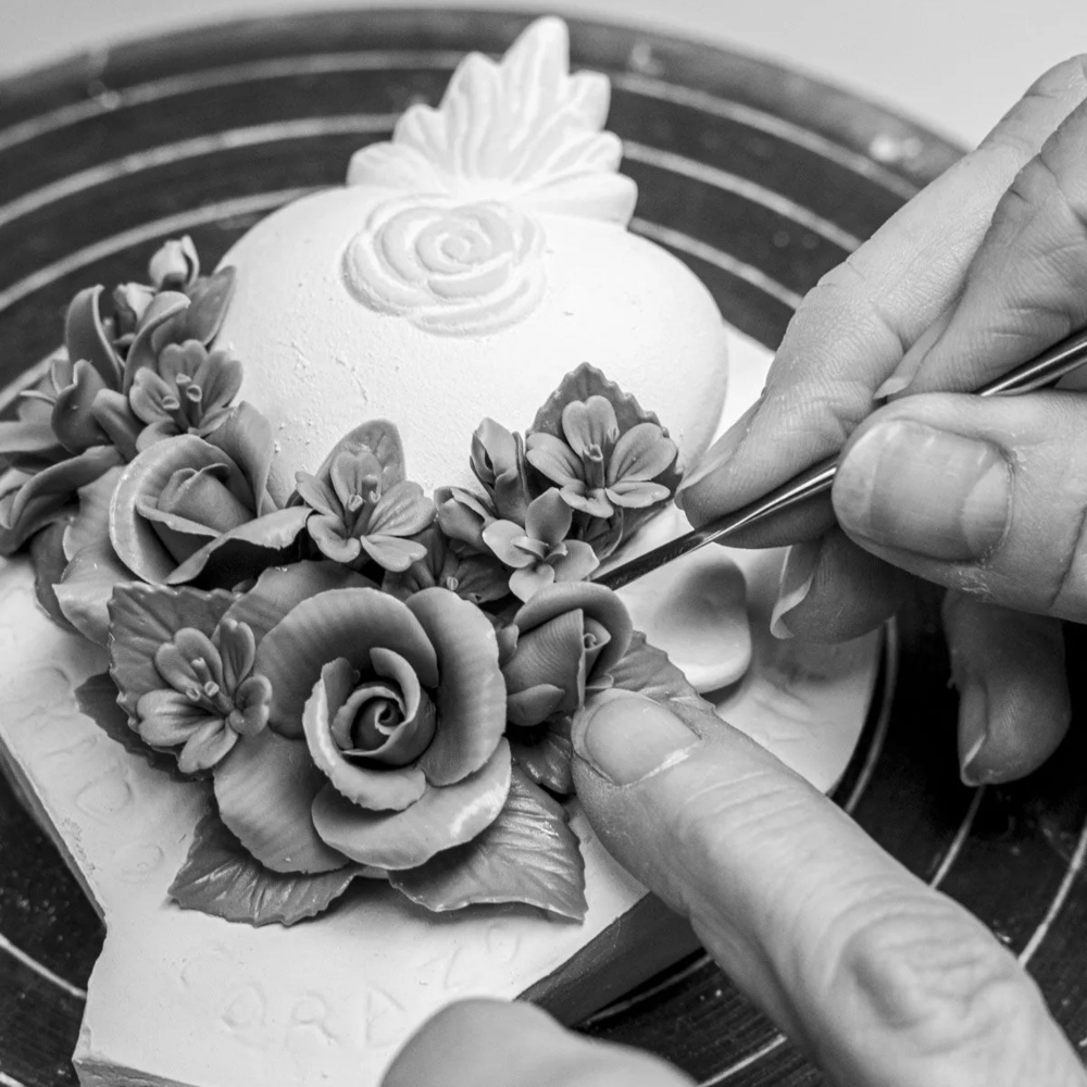 Lladró Cuore Immacolato Di Maria Porcelain Sculpture
