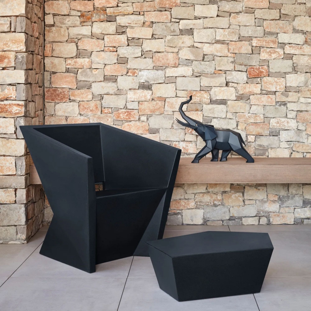 Lladró Black Elephant Sculpture