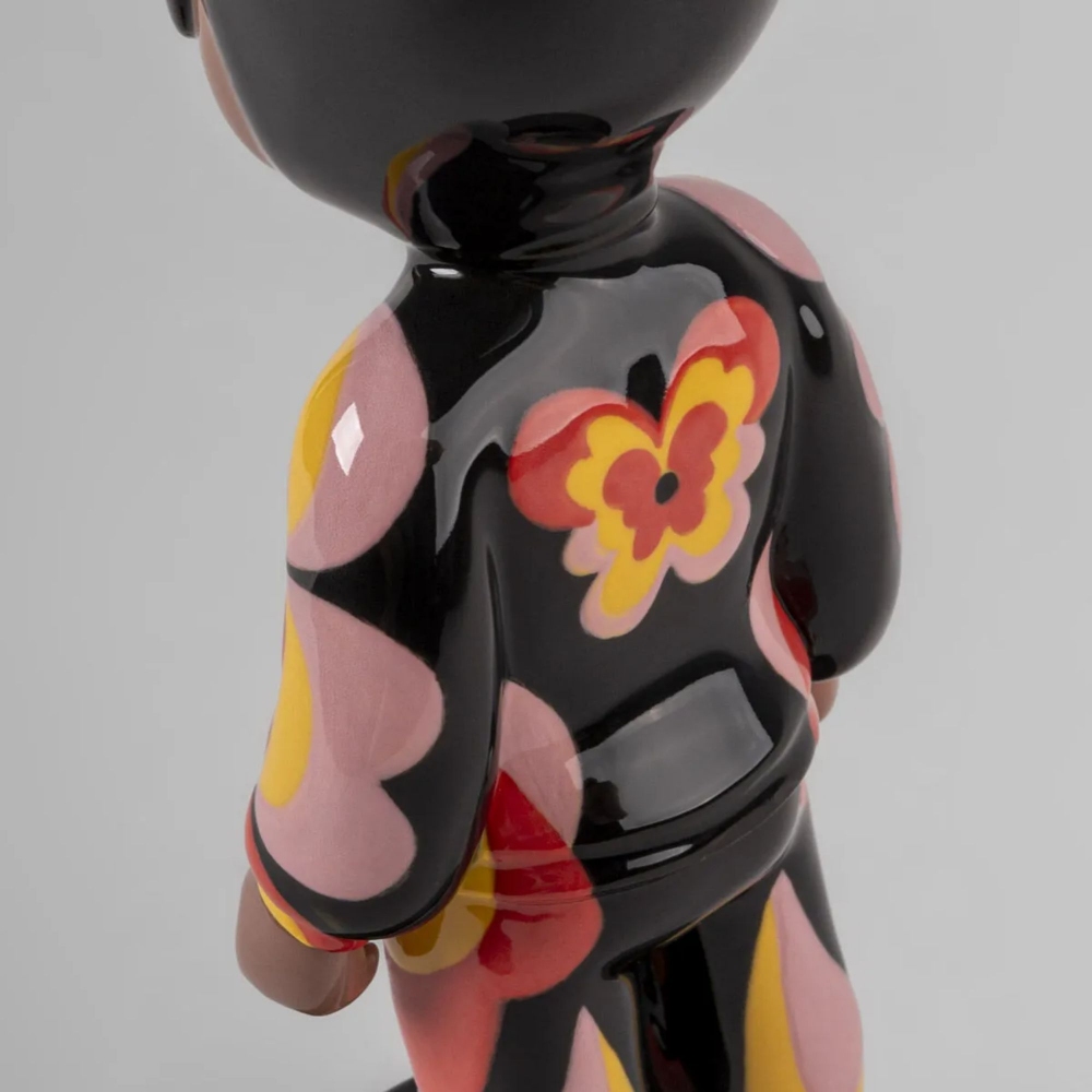 Lladró The Guest by Jade Purple Brown Sculpture - Small. Limited Edition