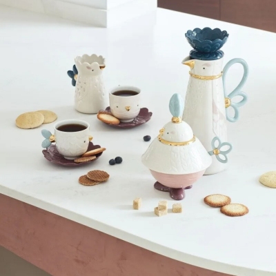 Lladró Kawki Porcelain Milk... 2