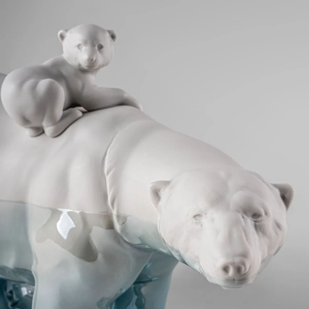 Lladrò Mother Bear And Her Cubs Underwater Porcelain Sculpture