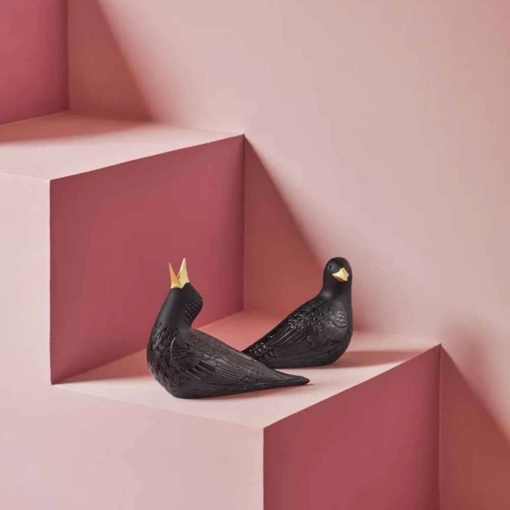 Lladrò Storno II Porcelain Sculpture