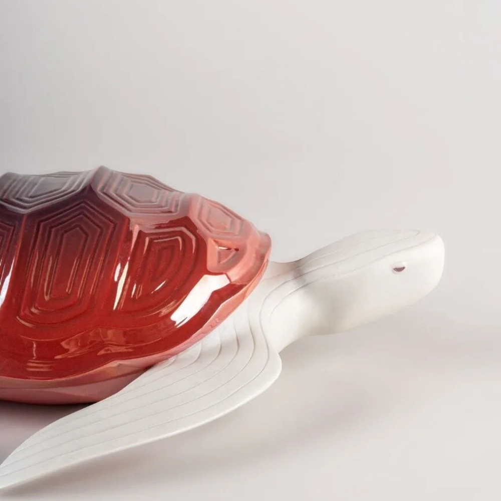 Lladrò Tartaruga Porcelain Sculpture