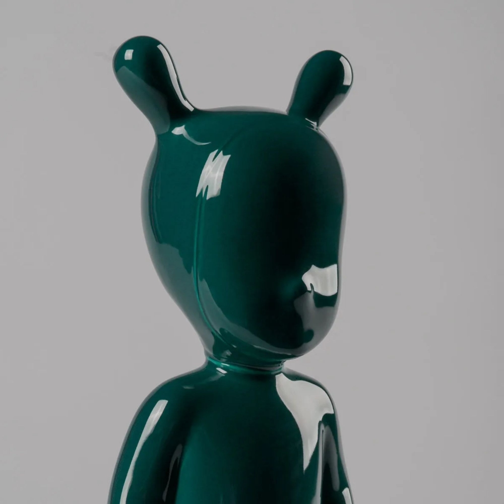 Lladrò The Dark Green Guest Porcelain Sculpture