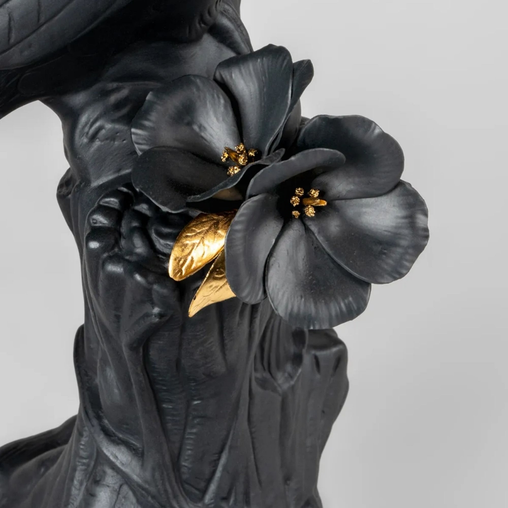 Lladrò Black-Gold Toucan Porcelain Sculpture - Limited Edition