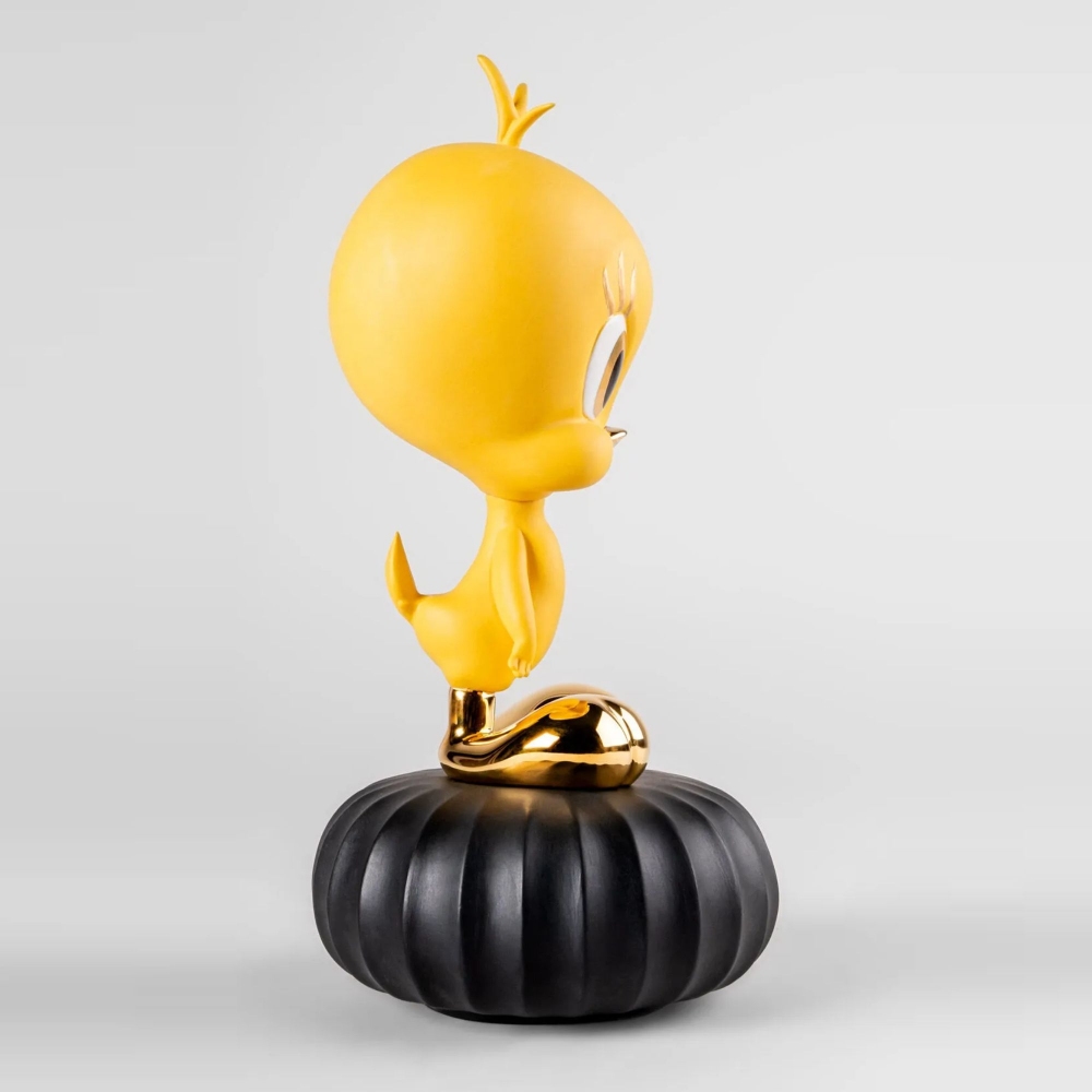 Lladrò Tweety Porcelain Sculpture