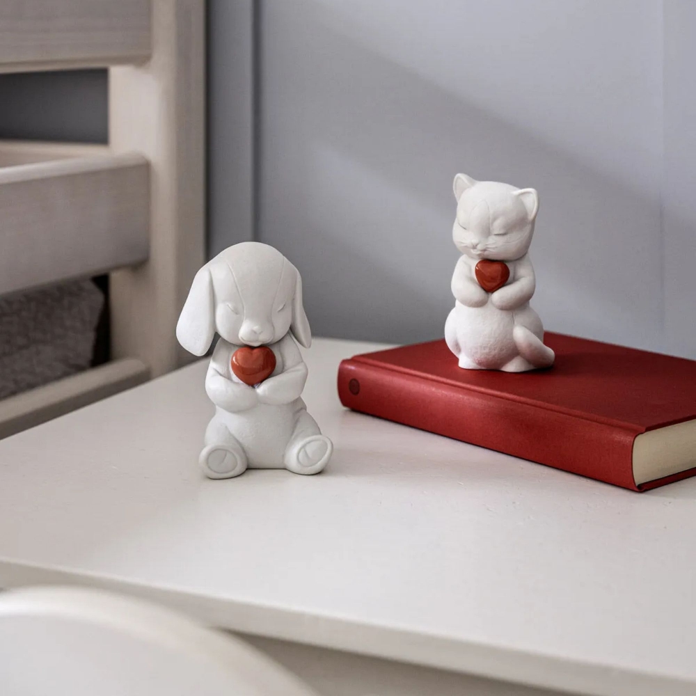 Lladrò Whiskers Playful Kitten Porcelain Sculpture