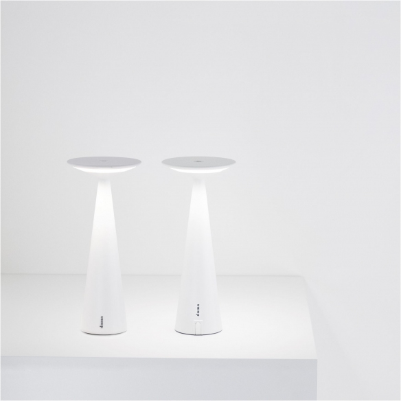 Pronta Consegna - Zafferano Lampada da tavolo Dama Pro USB Led ricaricabile Bianco