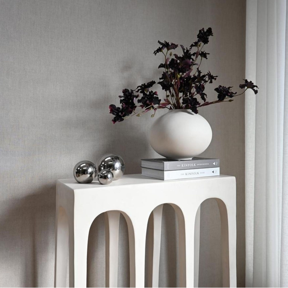 101 Copenhagen Bow Console