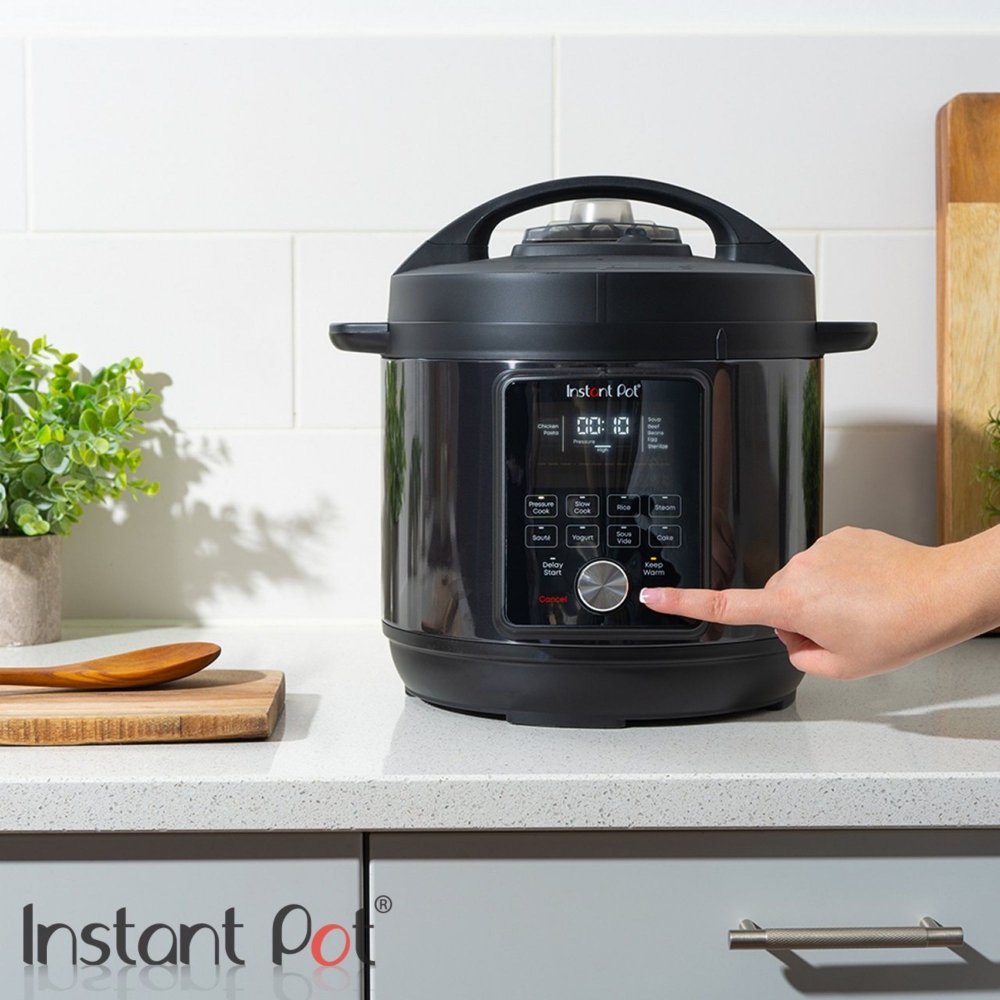 Instant Pot Duo Plus Whisper Quiet pressure cooker 5.7 litres